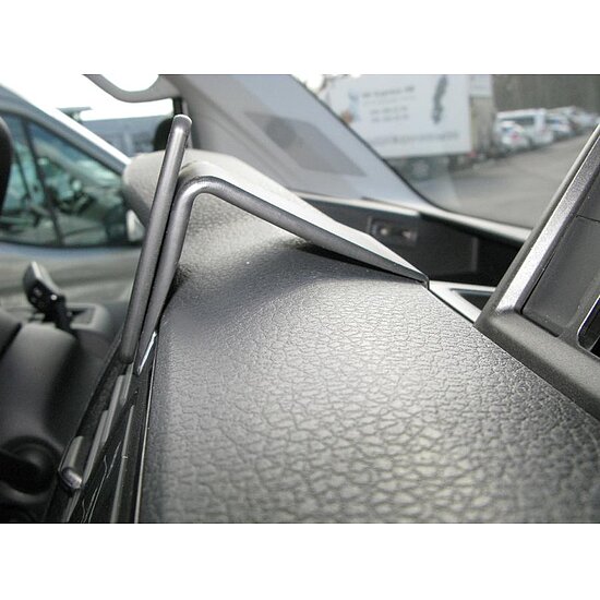 Bild 7 - Brodit ProClip fr VW Crafter, ab Bj. 2017 bis 2024 + Brodit ProClip fr MAN TGE, ab Bj. 2018 bis 2024 Position: Rechts vom Lenkrad, ber der linken Lftung
